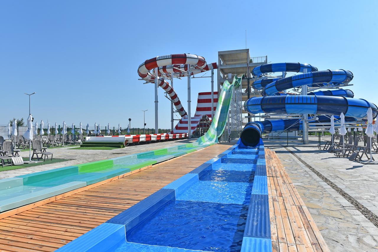 Topola Skies Resort & Aquapark Kawarna Exterior foto
