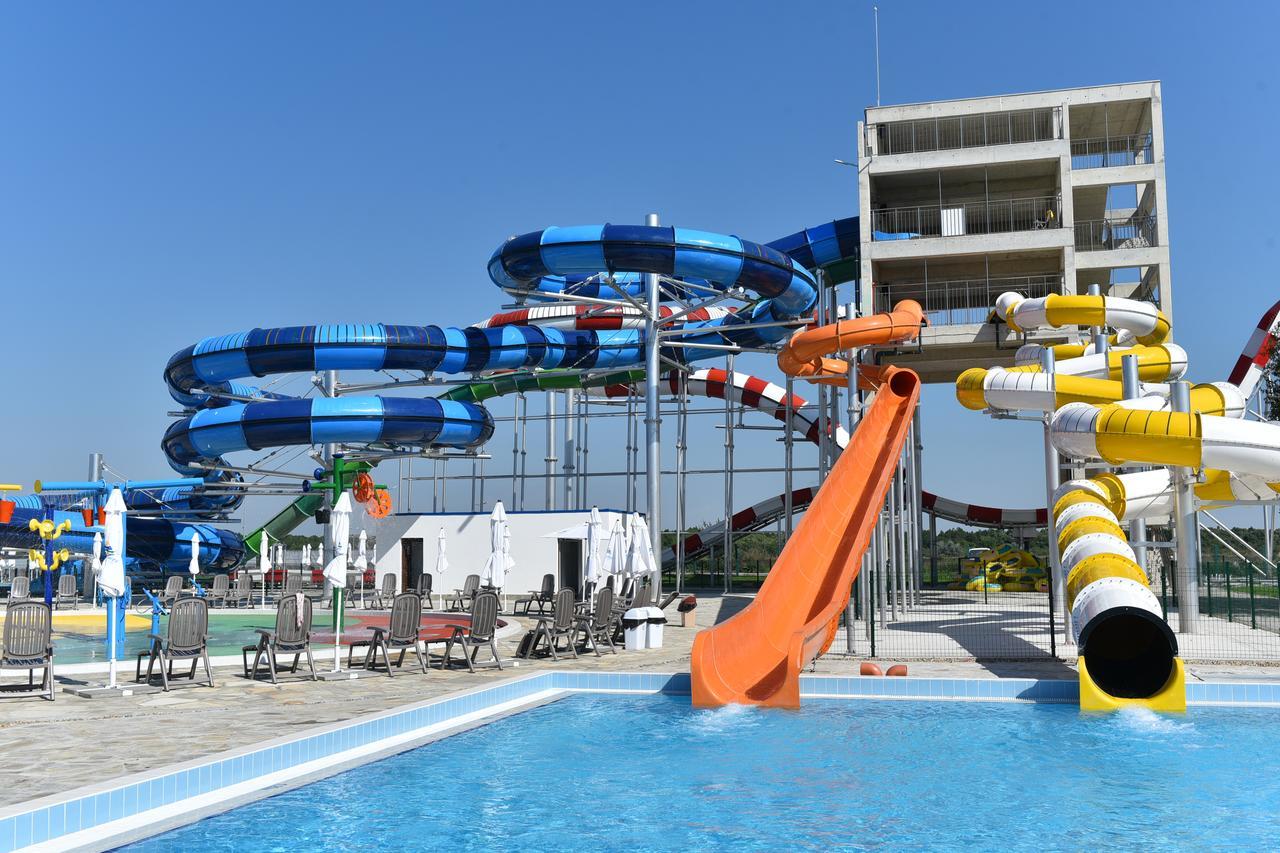 Topola Skies Resort & Aquapark Kawarna Exterior foto
